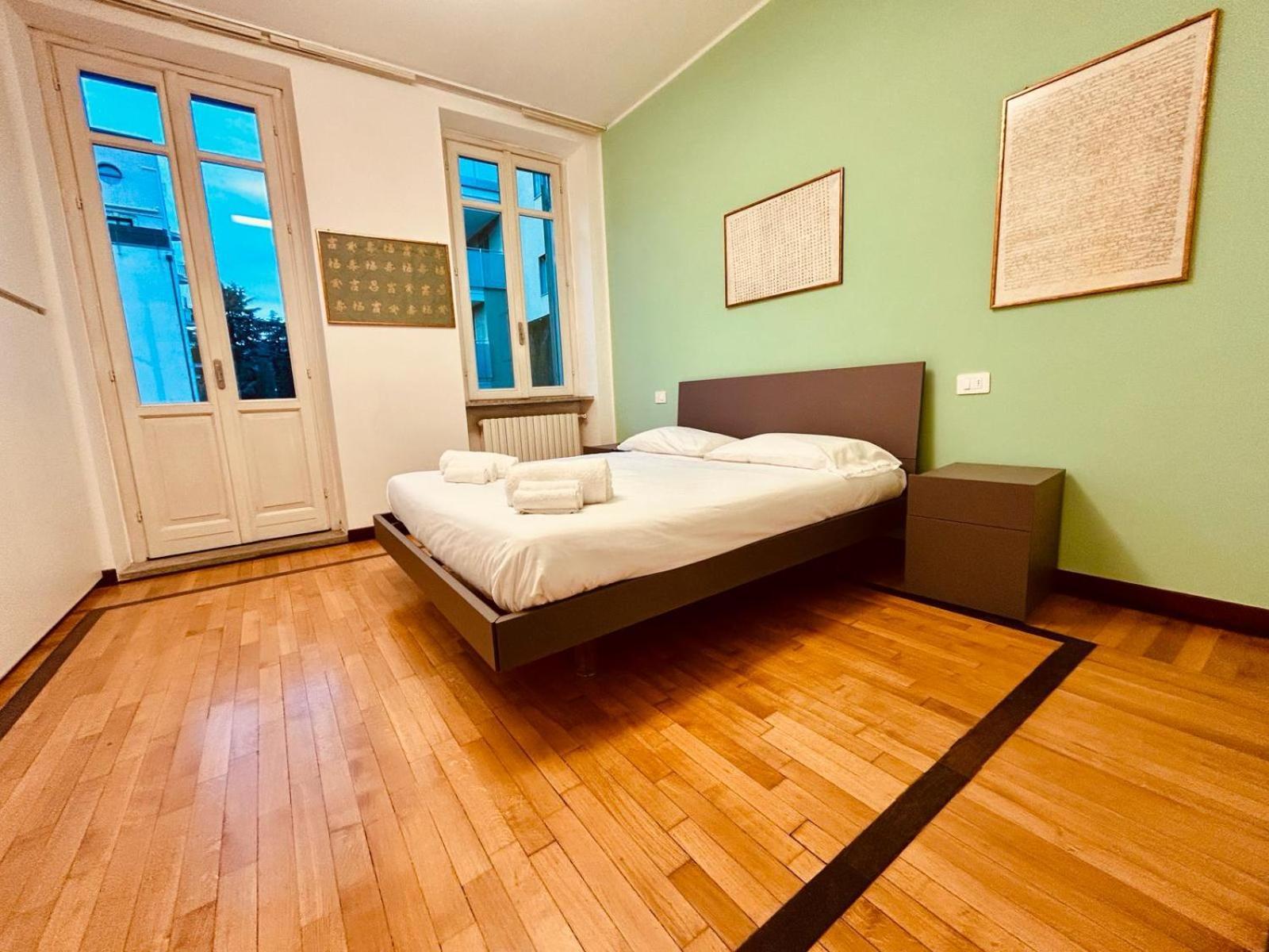 Kibilu - Via Medaglie D'Oro Centro Citta Con Parcheggio Lägenhet Varese Exteriör bild